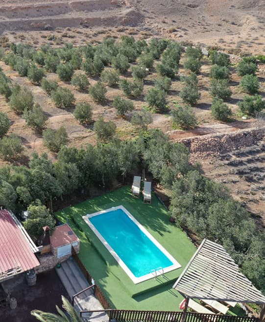alojamiento-rural-fuerteventura-gayra-aerea-con-piscina